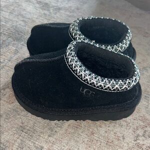 Kids UGG Black Slippers with white and gray trim